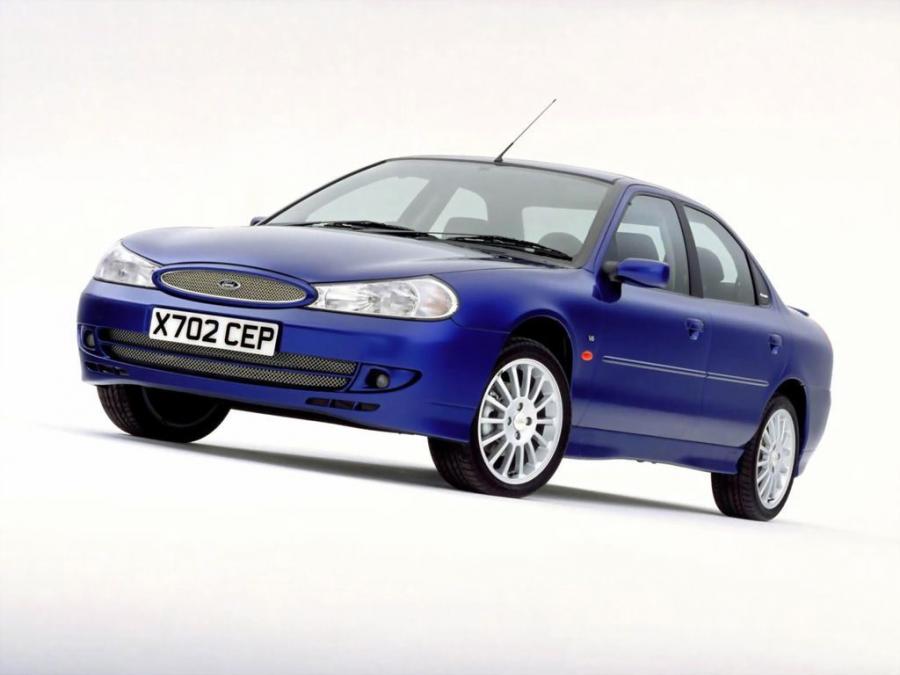  Ford Mondeo ST200 Sedan 1999 года  (фото 8 из 13)